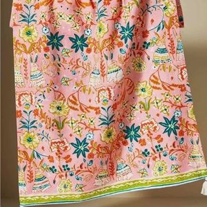 Anthropologie Spring rabbit Dishtowel 21” X 28"
Made in India Never used -tag on